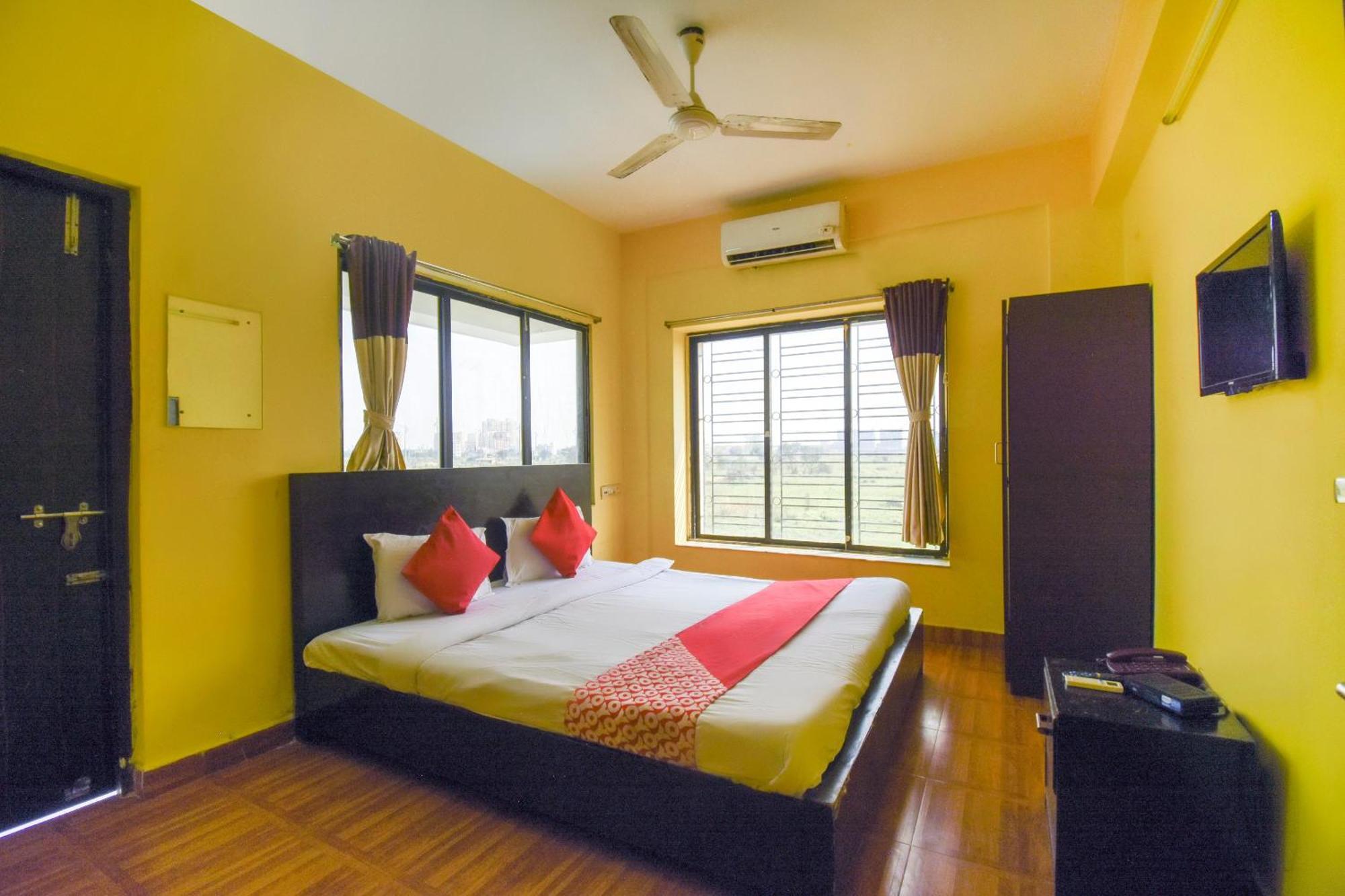 Hotel O Regal Inn Calcutta Buitenkant foto